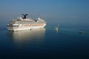 Karibik Kreuzfahrt - mit dem Schiff die karibischen Insel entdecken