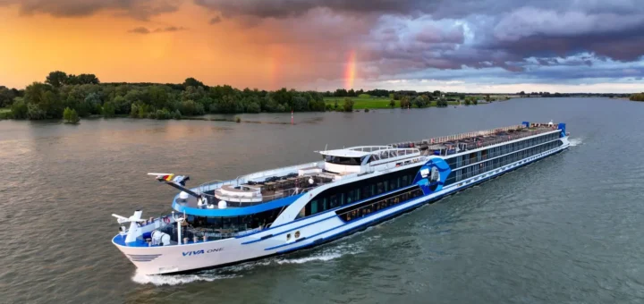 Das Flusskreuzfahrtschiff VIVA one von VIVA Cruises.
